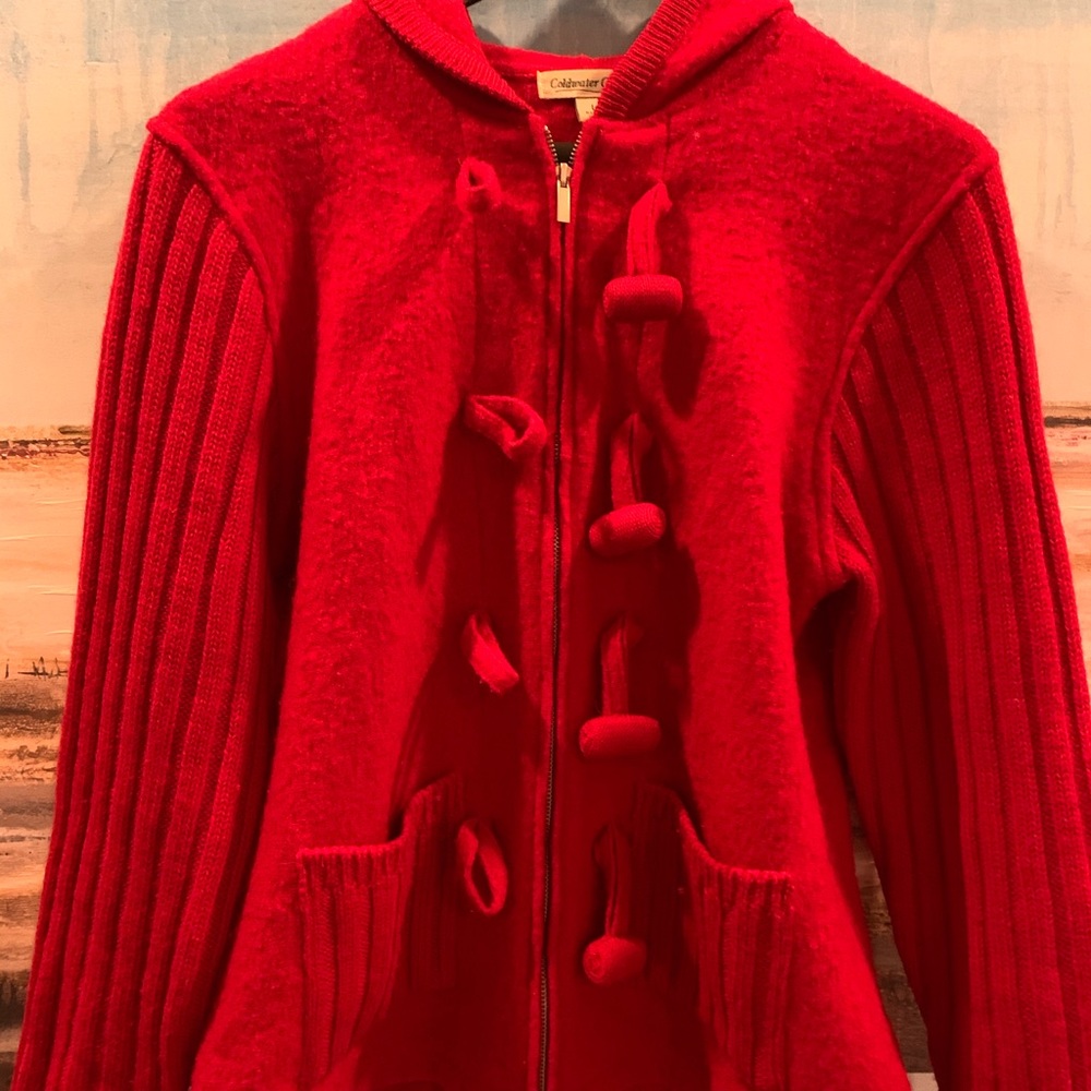 Super warm 100% Wool Sweater in EUC. Brilliant Red